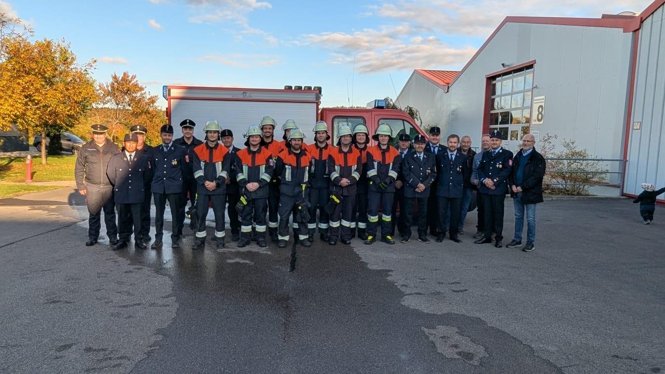 Gemeinschaftsbild Leistungsprüfung Mitglieder der Feuerwehr Schupf